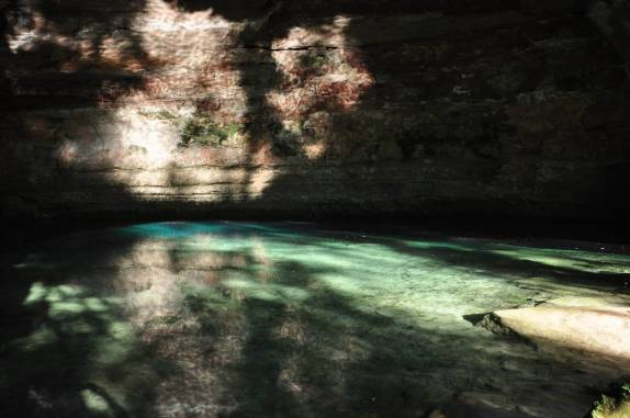 A incrível Gruta Azul, na Chapada dos Guimarães, no Mato Grosso